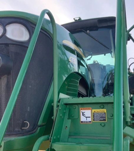 2011 John Deere 4730 Self-Propelled Sprayer