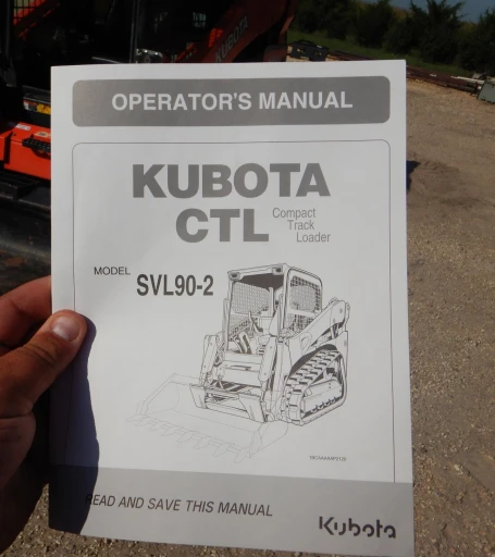2015 Kubota SVL90-2 skid steer