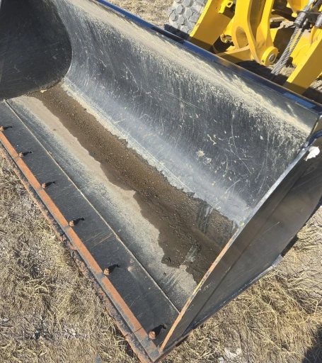 2022 Caterpillar 908M wheel loader