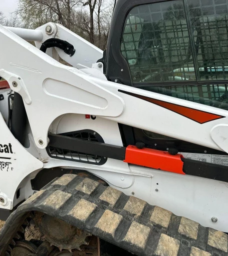2020 Bobcat T870 tracked skid steer loader