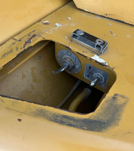 2002 Caterpillar 730 haul truck