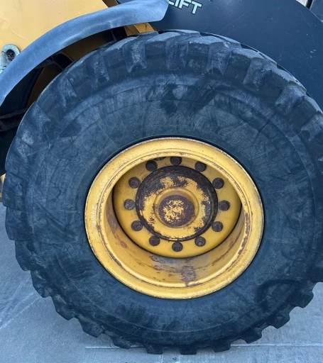 2013 John Deere 444K wheel loader