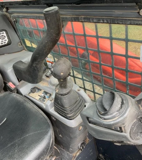 2018 Kubota SLV95-2s