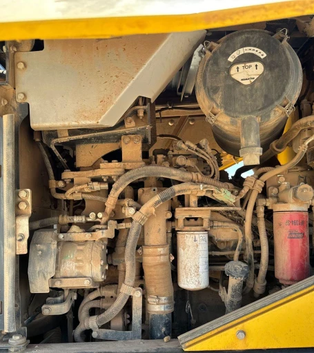 2014 Komatsu WA270-7 wheel loader