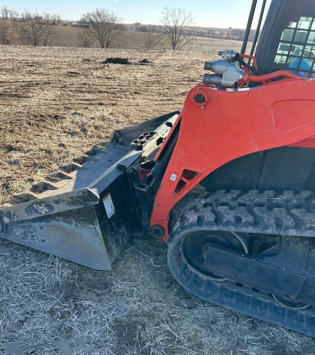 2019 Kubota SVL95-2S tracked skid steer loader