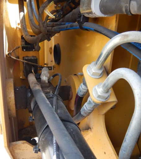 2019 Caterpillar 279D3 tracked skid steer loader