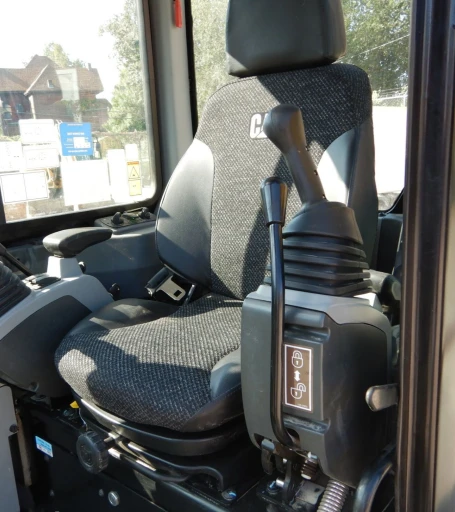 2018 Caterpillar 305E2 CR mini excavator