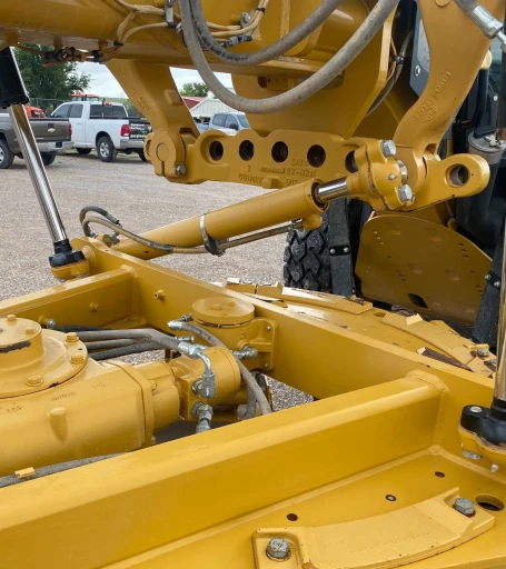 2010 Caterpillar 140M motor grader