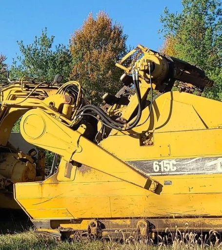 2006 Caterpillar 615C Series II elevating scraper