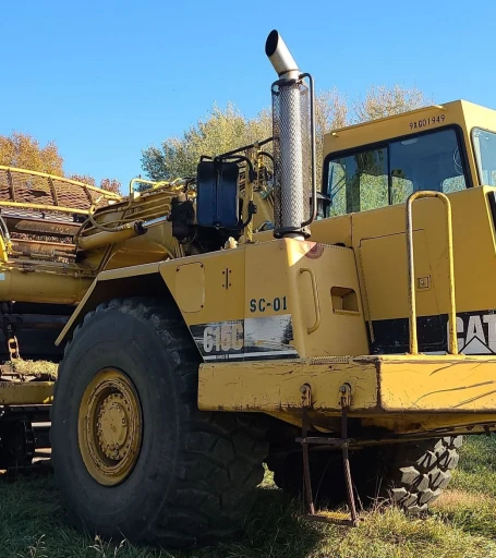 2006 Caterpillar 615C Series II elevating scraper