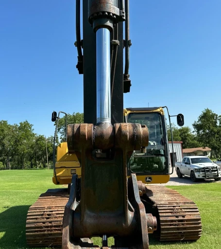 2014 John Deere 250G LC excavator