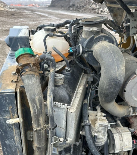 2019 John Deere 325G tracked skid steer loader