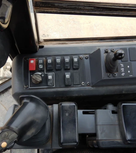 2011 Caterpillar D5K LGP dozer