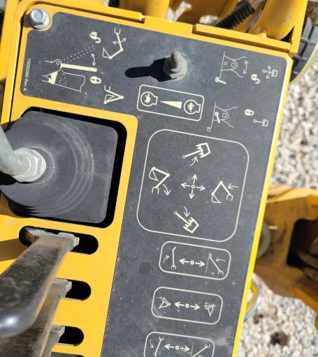 2017 Vermeer RTX750 trencher