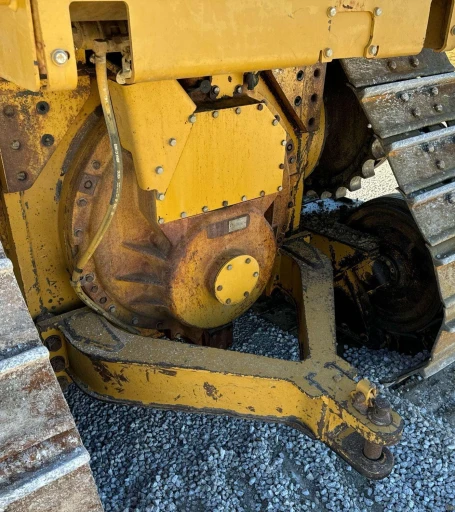 2011 Caterpillar D6T XL dozer