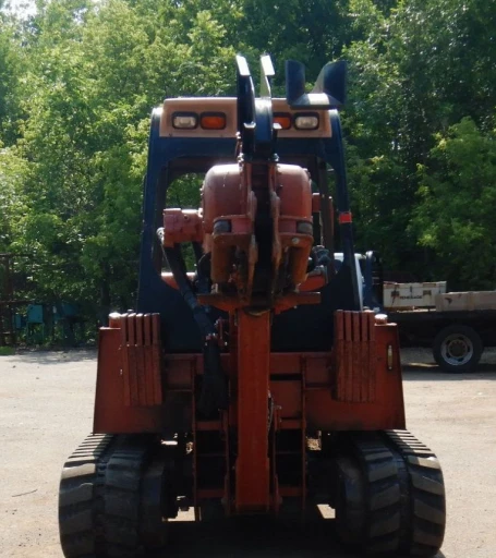 2004 Ditch Witch HT115 cable plow
