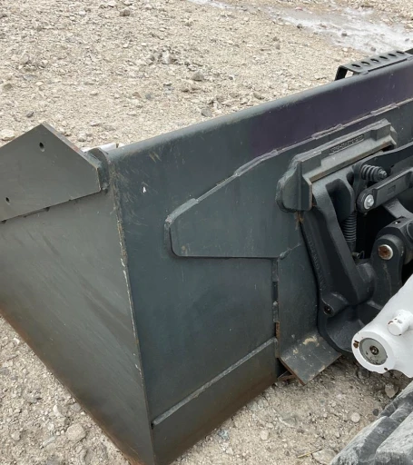 2021 Bobcat T76 R-Series Compact Track Loader