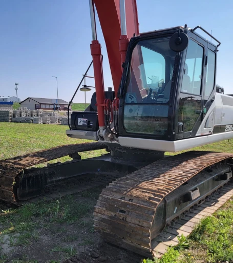 2013 Link-Belt 250X3 LF long reach excavator