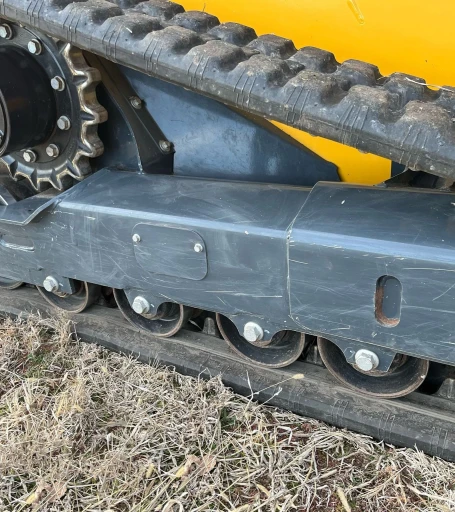 2019 John Deere 325G tracked skid steer loader