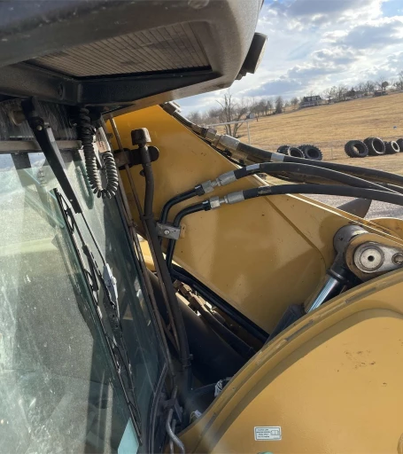2015 Caterpillar TH255C Telehandler
