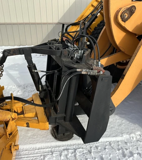 2008 CASE 621E