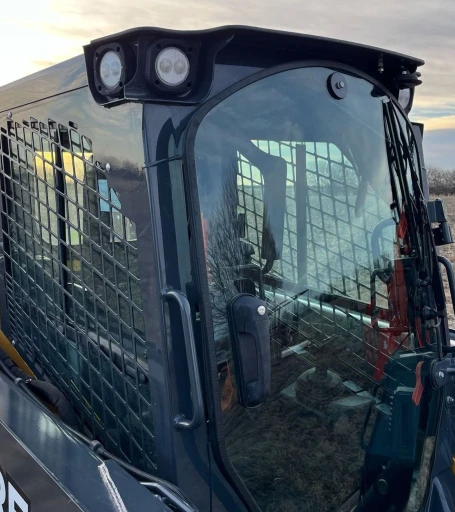 2019 John Deere 325G tracked skid steer loader