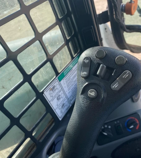 2019 Bobcat T870 tracked skid steer loader