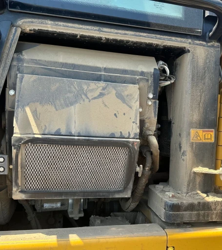 2016 Caterpillar 953D track loader