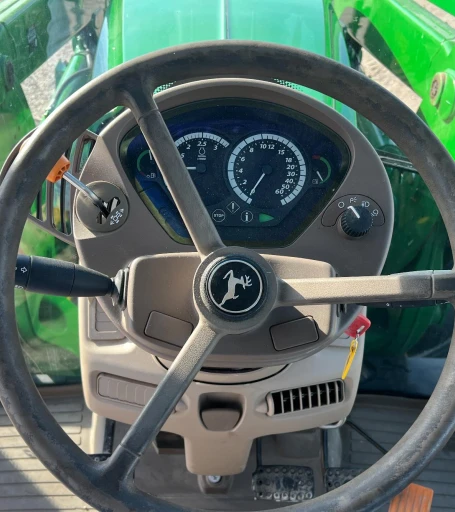 2013 John Deere 6125R MFWD Tractor Loader