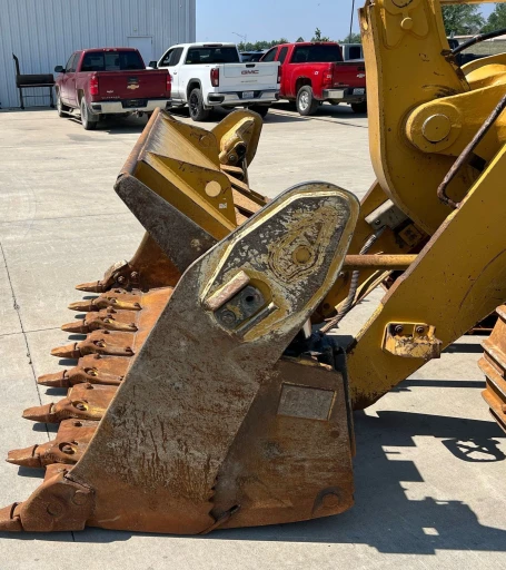 2016 Caterpillar 963K track loader