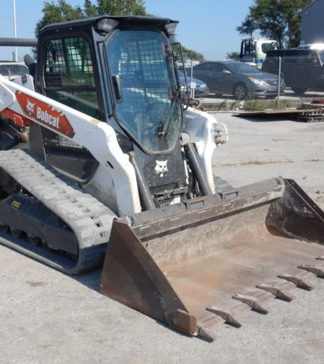 2020 Loader Bobcat T76 Skid Steer