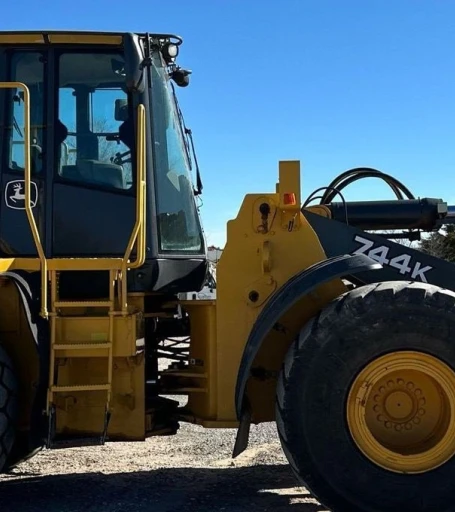 2012 John Deere 744K wheel loader