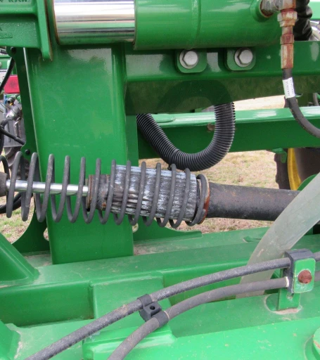 2014 John Deere R4038 self-propelled sprayer
