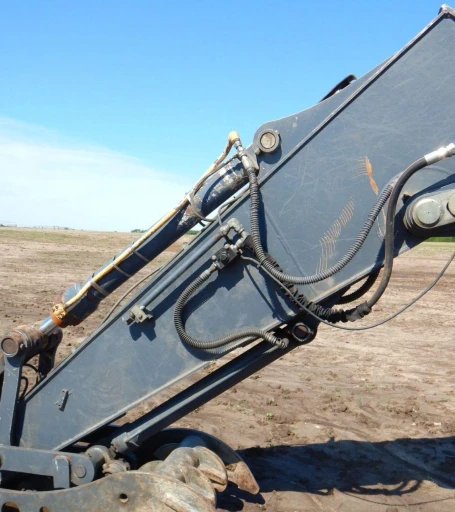 2011 John Deere 200DLC  excavator