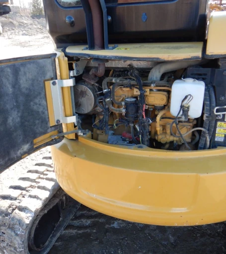 2016 Caterpillar 304E2 CR mini excavator