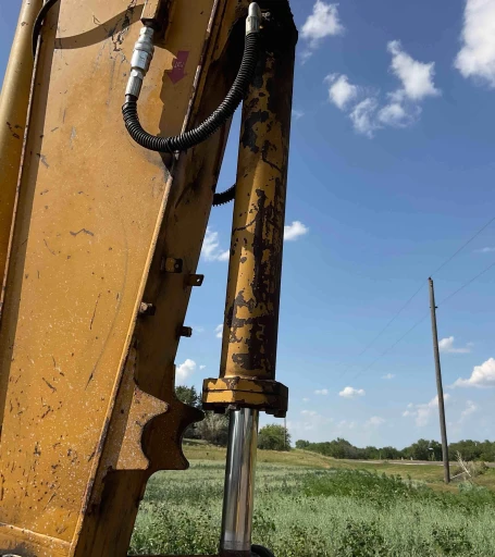 2004 Caterpillar 320CLU Excavator