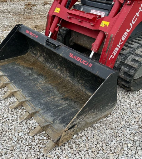 2020 Takeuchi TL12R2 tracked skid steer loader