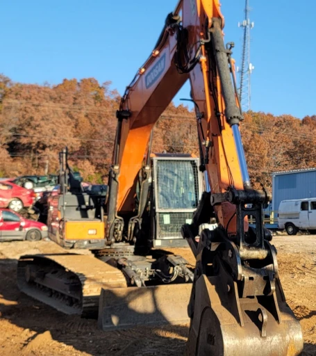 2019 Doosan DX225LC-5 excavator