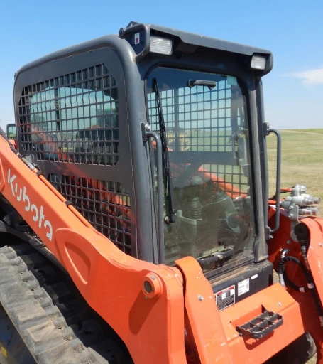 2021 Kubota SVL75-2  tracked skid steer loader