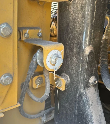 2002 Caterpillar 953C track loader