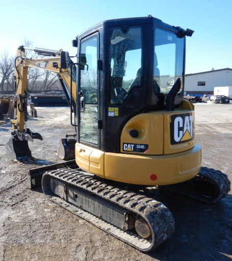 2016 Caterpillar 304E2 CR mini excavator