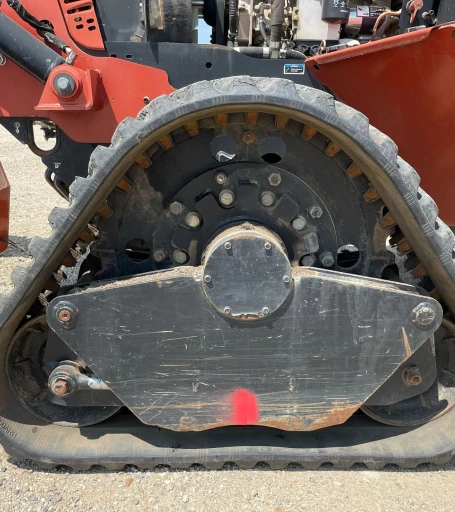 2011 Ditch Witch RT115 Quad vibratory cable plow