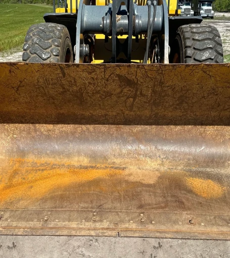 2014 John Deere 624K wheel loader