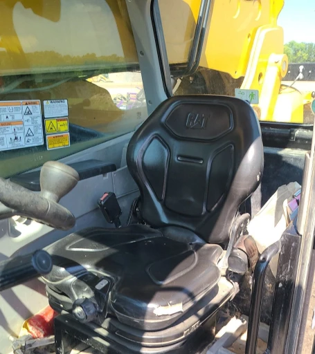 2018 Caterpillar TL1255D telehandler