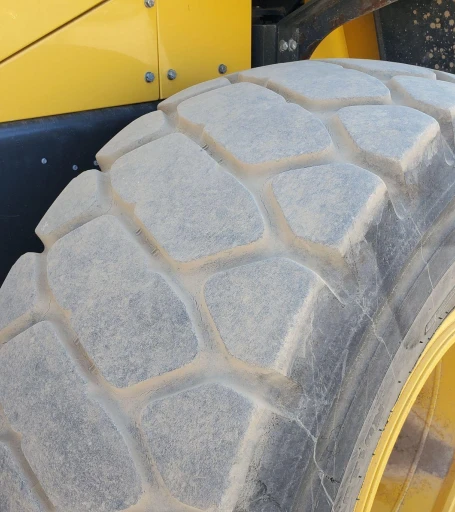 2014 Komatsu WA270-7 wheel loader