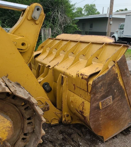 2008 Caterpillar 963D track loader