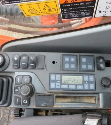 2014 Doosan DX225LC-3 excavator