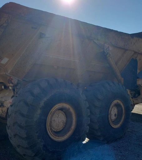 2001 John Deere 400C haul truck