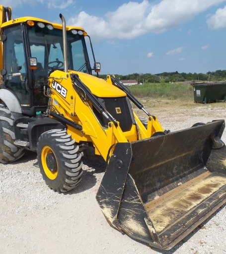 2016 JCB 3CX-15 backhoe