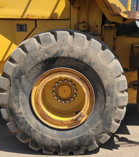 2012 John Deere 744K wheel loader